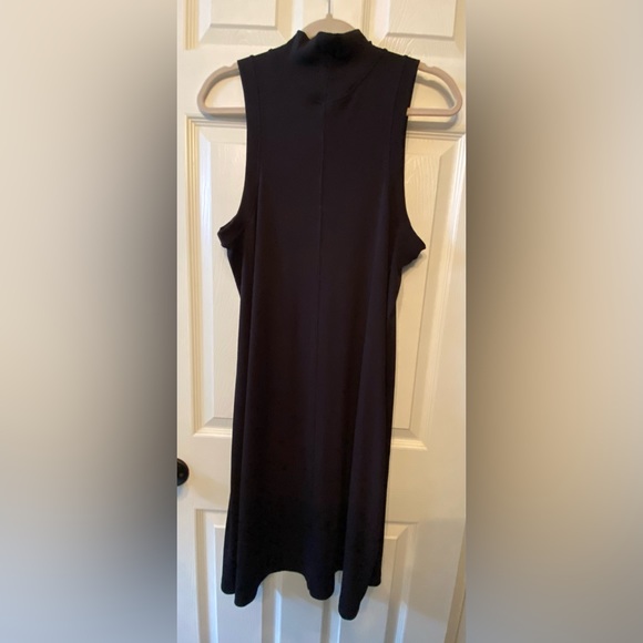 Lululemon ribbed dress - Picture 2 of 9
